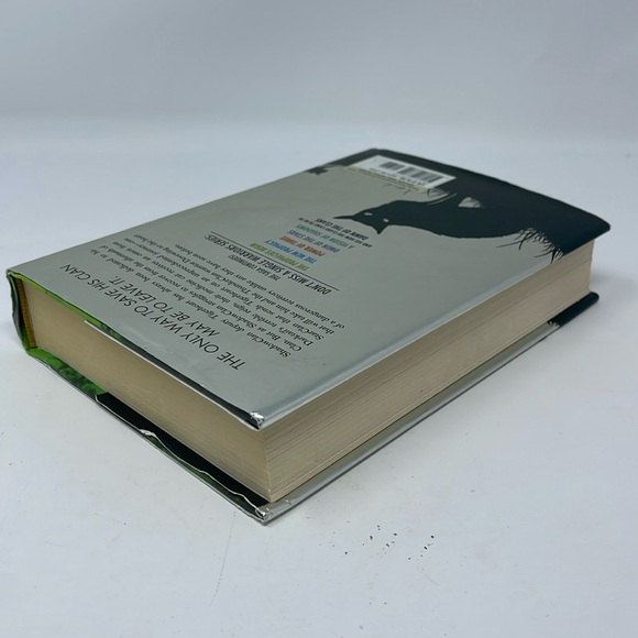 WARRIORS: Tigerheart’s Shadow. Super Edition. By: Erin Hunter - Picture 4 of 8